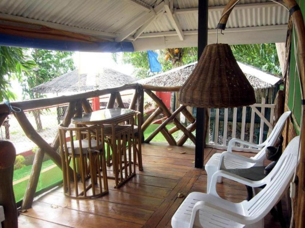 67Th Heaven Holiday Resort Lucbuan Exterior foto
