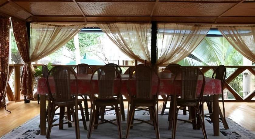 67Th Heaven Holiday Resort Lucbuan Exterior foto
