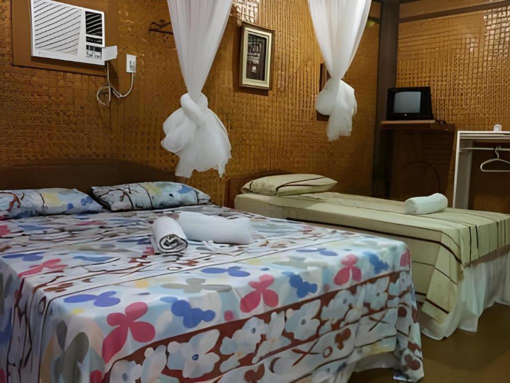 67Th Heaven Holiday Resort Lucbuan Exterior foto
