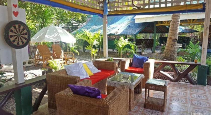 67Th Heaven Holiday Resort Lucbuan Exterior foto