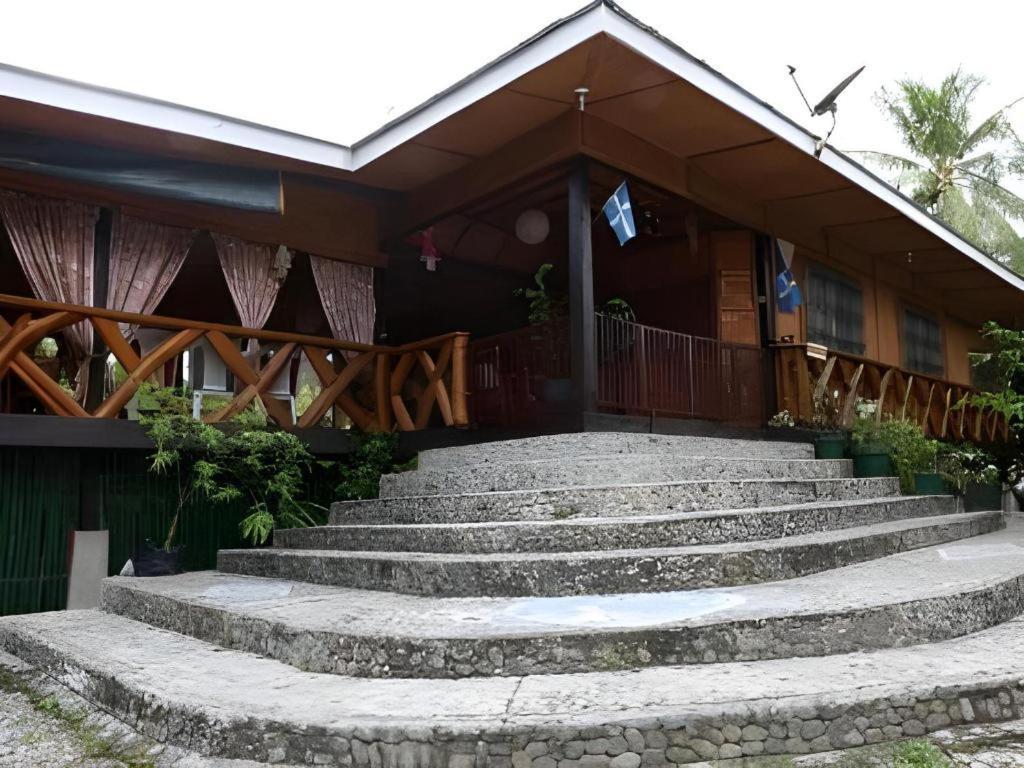 67Th Heaven Holiday Resort Lucbuan Exterior foto
